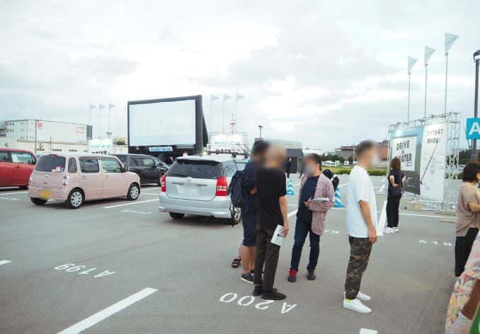 ドライブインシアター_沖縄2