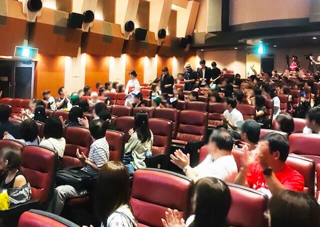初日舞台挨拶イメージ3